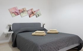 Blife Martinya House - Private Rooms And Apartments